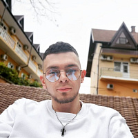 Комошилов Никита Викторович